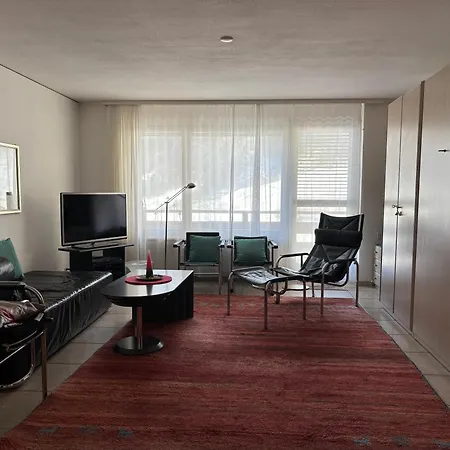 Tarbey A25 Apartment *